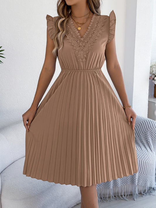 Spring Summer Casual V Neck Dress Flying Sleeve Lace Patchwork Big Swing Pleated Dresses Women Fashion Maxi Dress Khaki Green