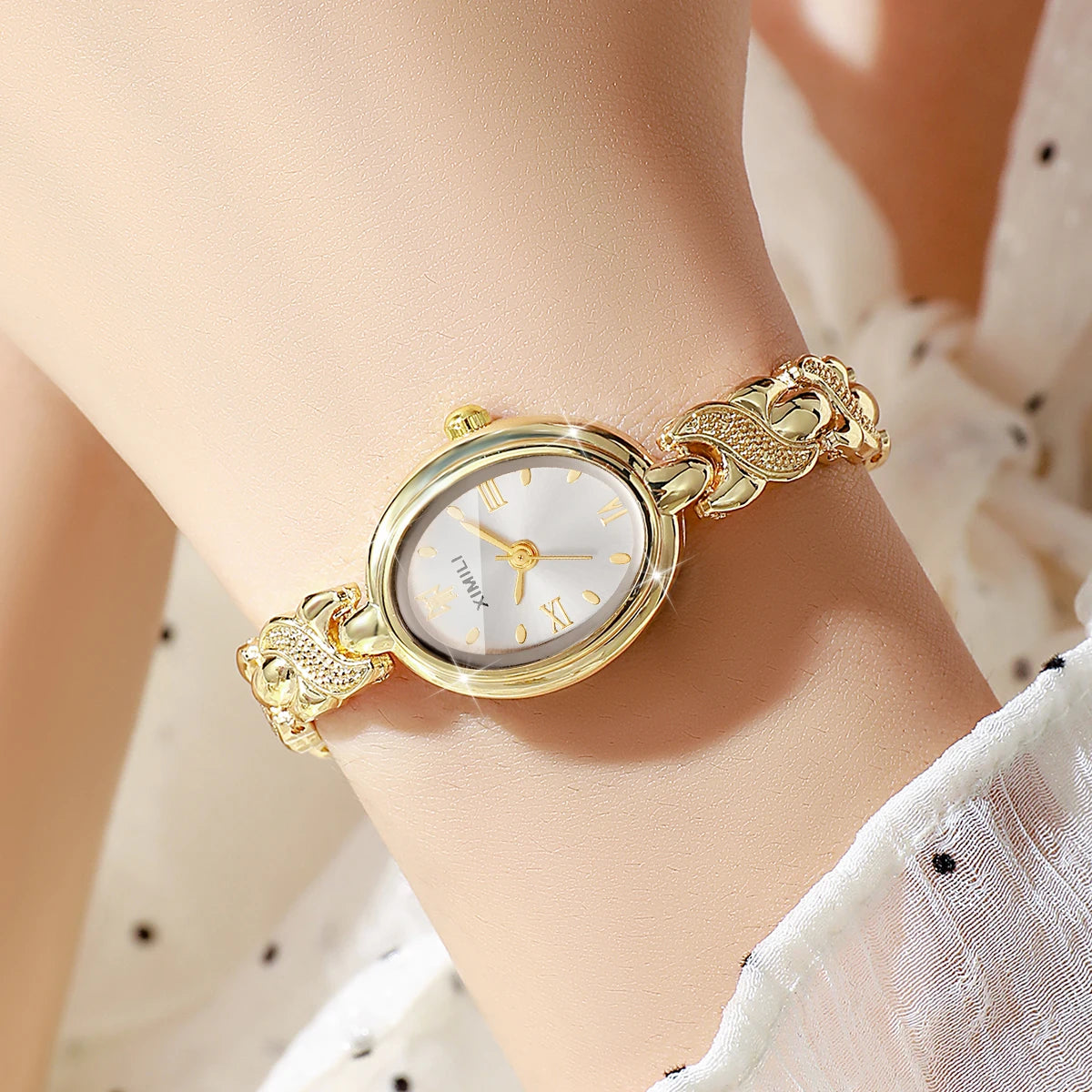 Luxury Gold Oval Women Quartz Watch Roma Dial Metal Bracelet Elegant Ladies Dress Wristwatch Clock Relogio Feminino（Without Box）