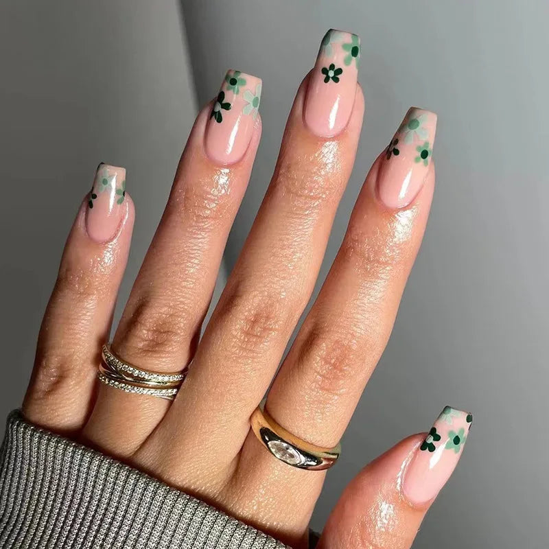 24Pcs Cute Green Short Square False Nails with Glue Flora Nail Art Glossy Simple Full Cover Press on Wearable Nail Manicure Tips