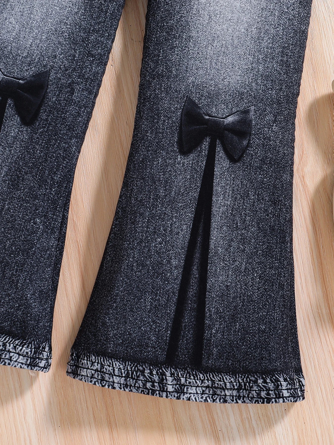 Girls’ Spring & Autumn Fashion Set – Cartoon Top & Slim Pants