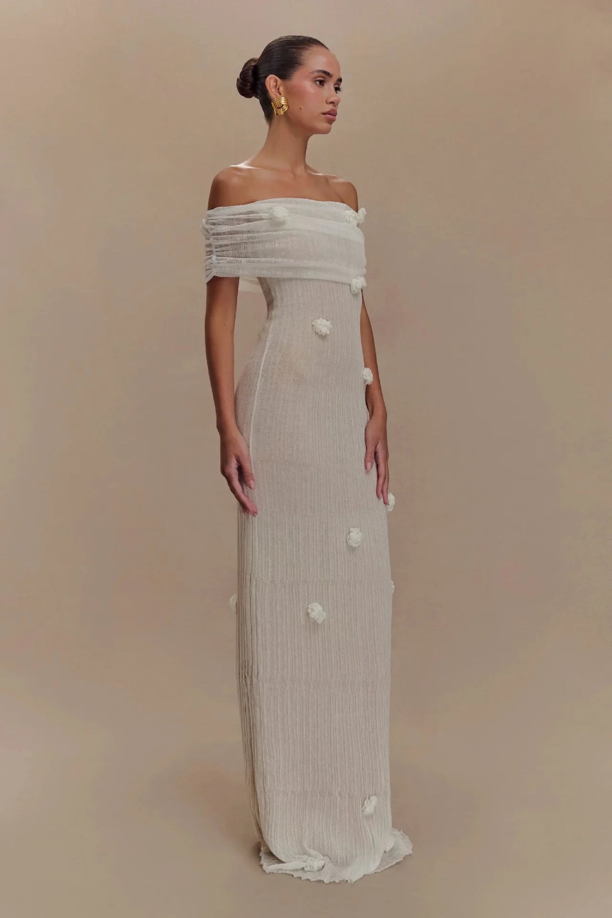 Elegant 3d Flower Off Shoulder Maxi Dress Sleeveless Perspective Pleated Slim Solid Color Robes 2026 Fashion Evening Party Gowns