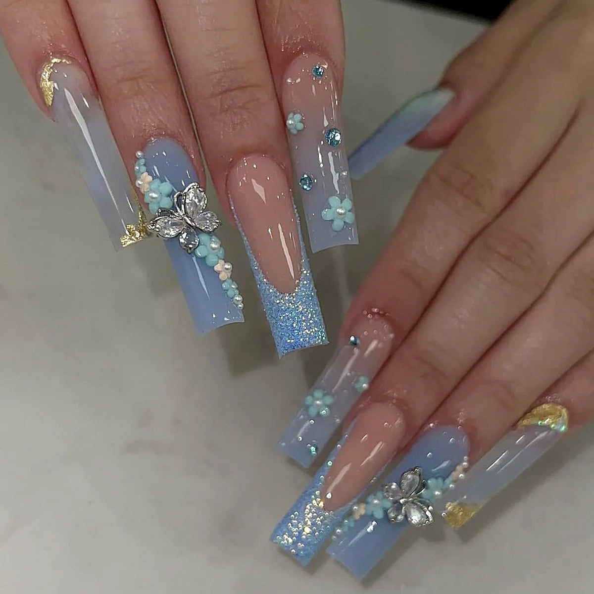 24pcs Green French Fake Nail Spring Summer Long Square Press on Nails Woman with Flower Design False Nail Sets Wearable Manicure