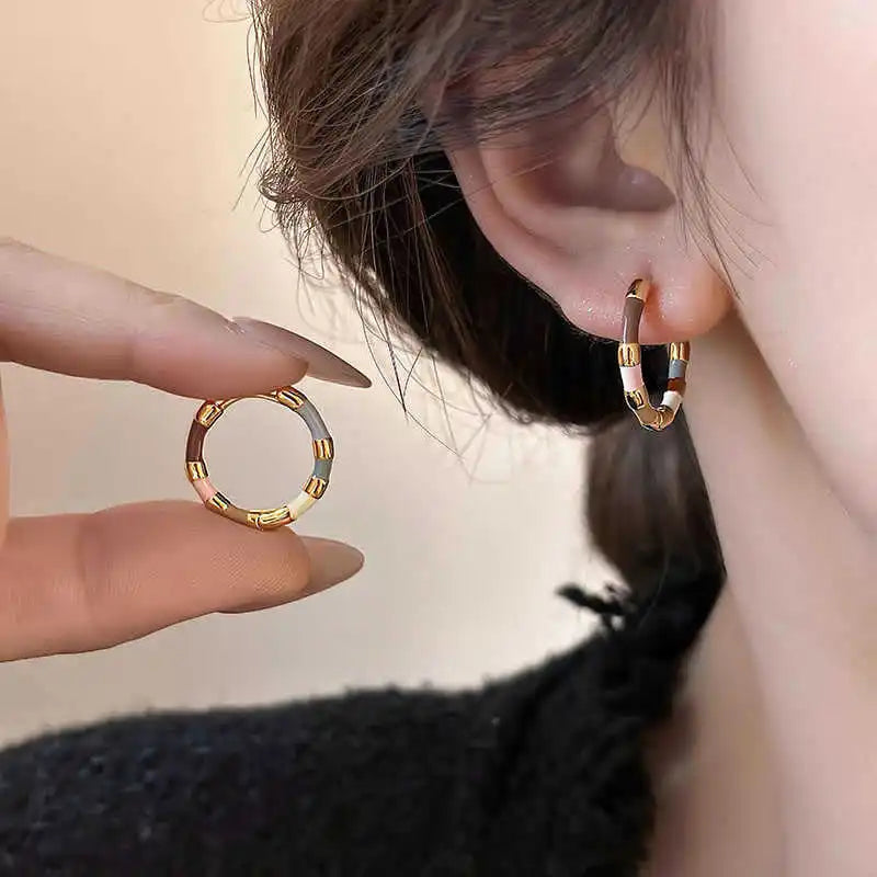 ZAKOL Korean Fashion Colorful Enamel Mini Metal Round Hoop Earrings For Women Daily Wear Party Sexy Sweet Ears Accessories