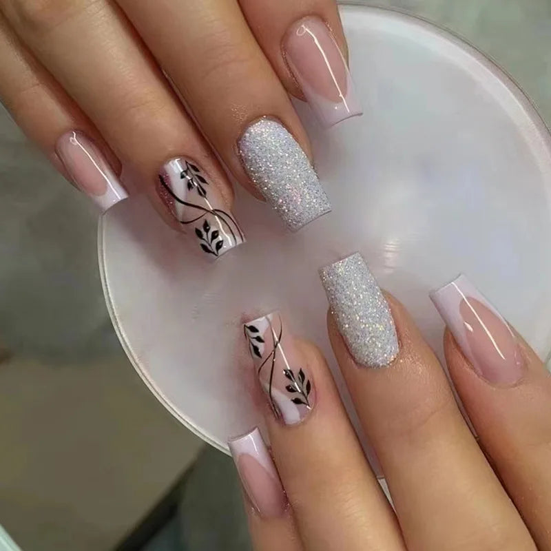 24Pcs Cute Green Short Square False Nails with Glue Flora Nail Art Glossy Simple Full Cover Press on Wearable Nail Manicure Tips