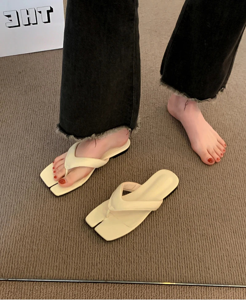 2025 Summer Women's Clip Toe Slippers Fashion Flats Slides Comfort Outdoor Beach Vacation Flip Flop