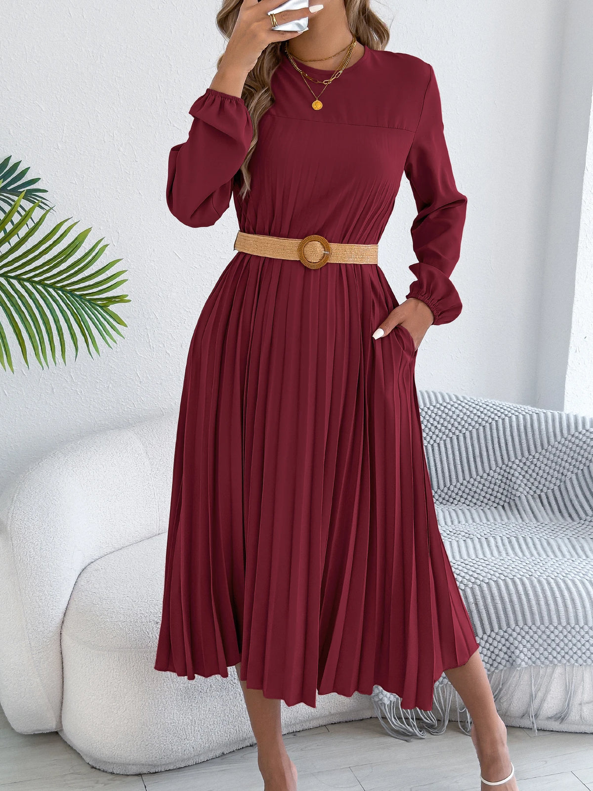 Women Elegant Dress 2026 Retro Solid Color Round Neck Long Sleeve Pleated Dress Without Belt 2026 Autumn Winter Khaki Green Red