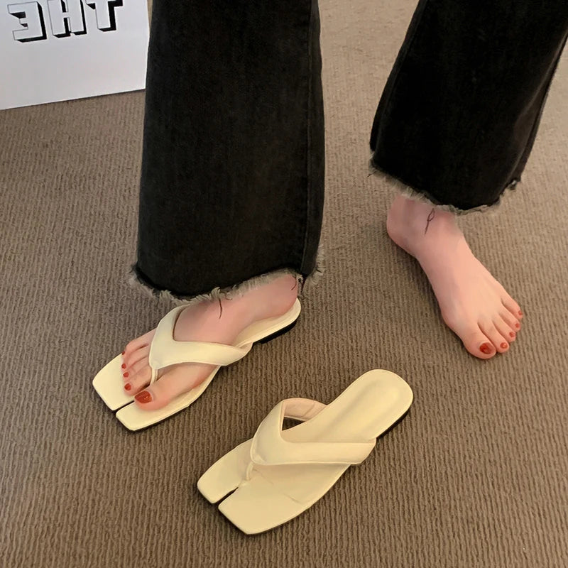 2025 Summer Women's Clip Toe Slippers Fashion Flats Slides Comfort Outdoor Beach Vacation Flip Flop