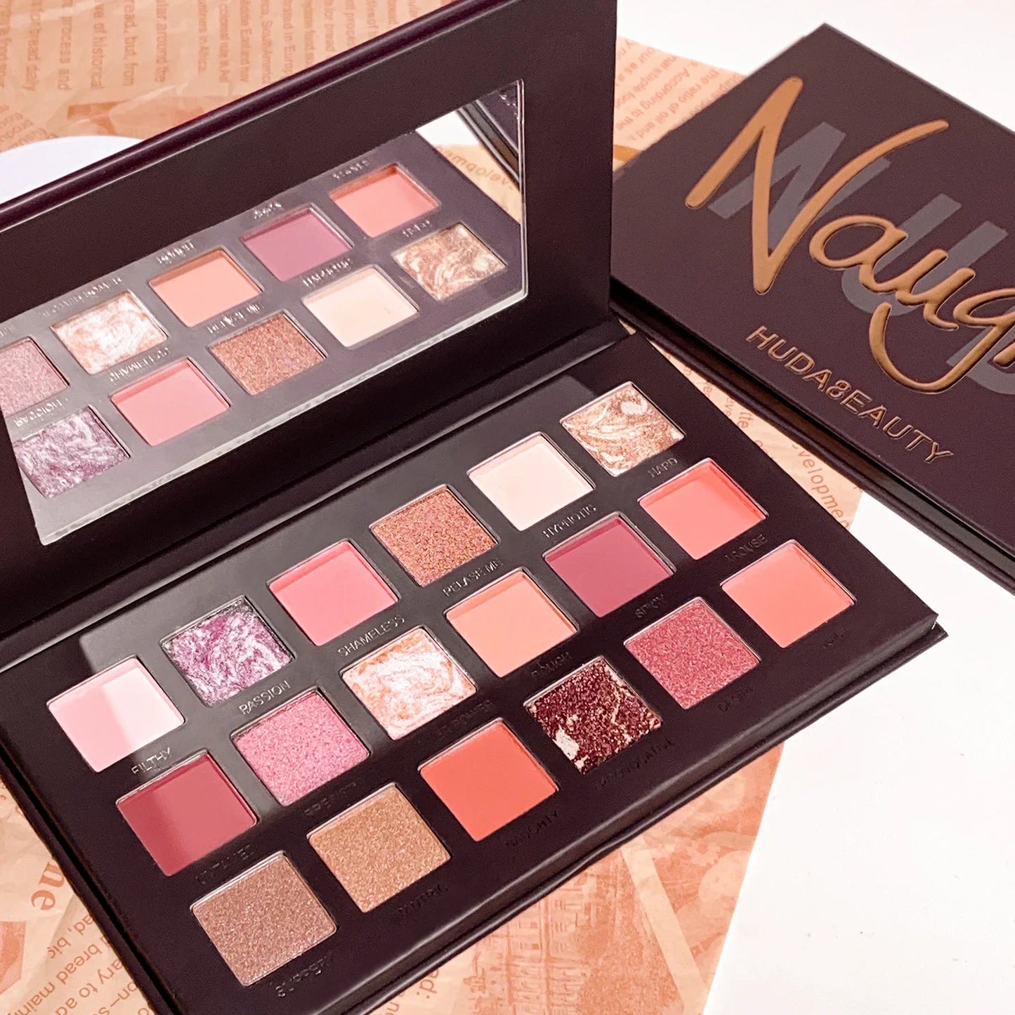 18-Color Eyeshadow Palette – Matte & Glitter, High Pigment,  Long-Lasting, Smudge-Proof, Perfect for Daily & Party makeup