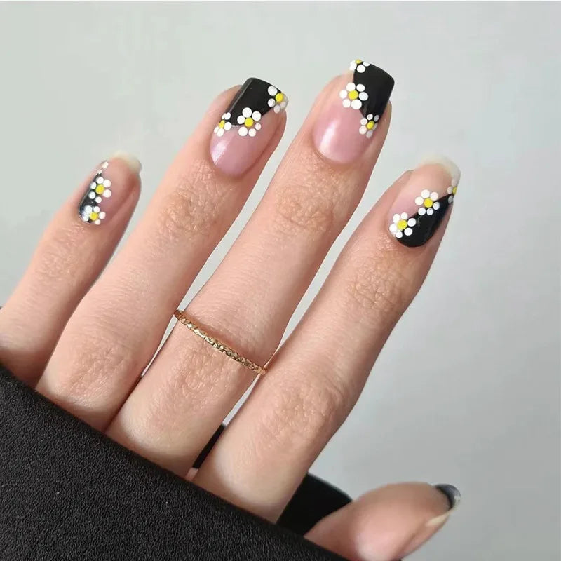 24Pcs Cute Green Short Square False Nails with Glue Flora Nail Art Glossy Simple Full Cover Press on Wearable Nail Manicure Tips