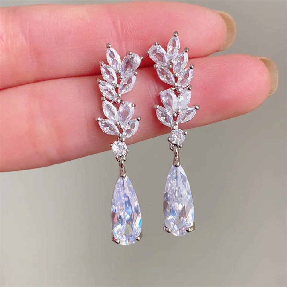 ZAKOL White Zircon Leaf Dangle Earrings for Women Shinny Water Drop Crystal Flower Pendant Earring Bridal Wedding Jewelry