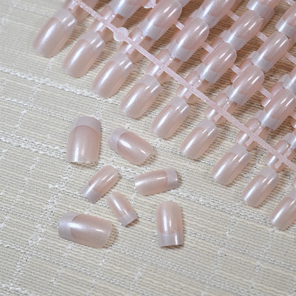 120Pcs French Pearlescent Short Square False Nails Acrylic Full Cover Artificial Press On Nails Glossy Fake Nails Extension