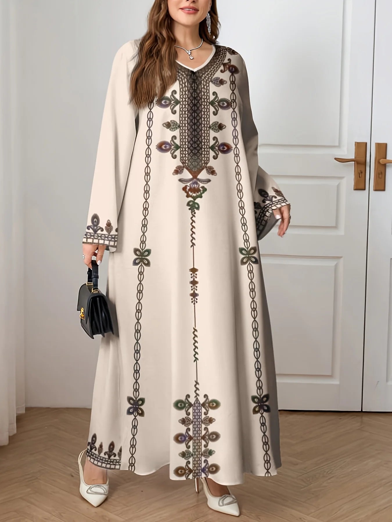 New Spring and Autumn Style, Plus Size Fashionable Women's Clothing, Ethnic Print, Elegant, Loose and Comfortable for Commuting, Vacation Style Long-Sleeved Dress