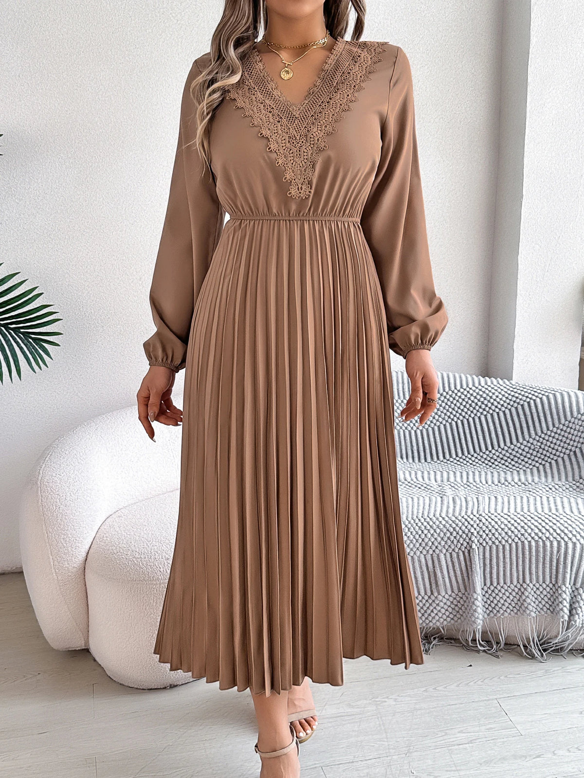 2026 Fashion Lace V Neck Lantern Long Sleeve Maxi Dress for Women Autumn Winter Casual Solid Color Pleated Dresses Khaki Red