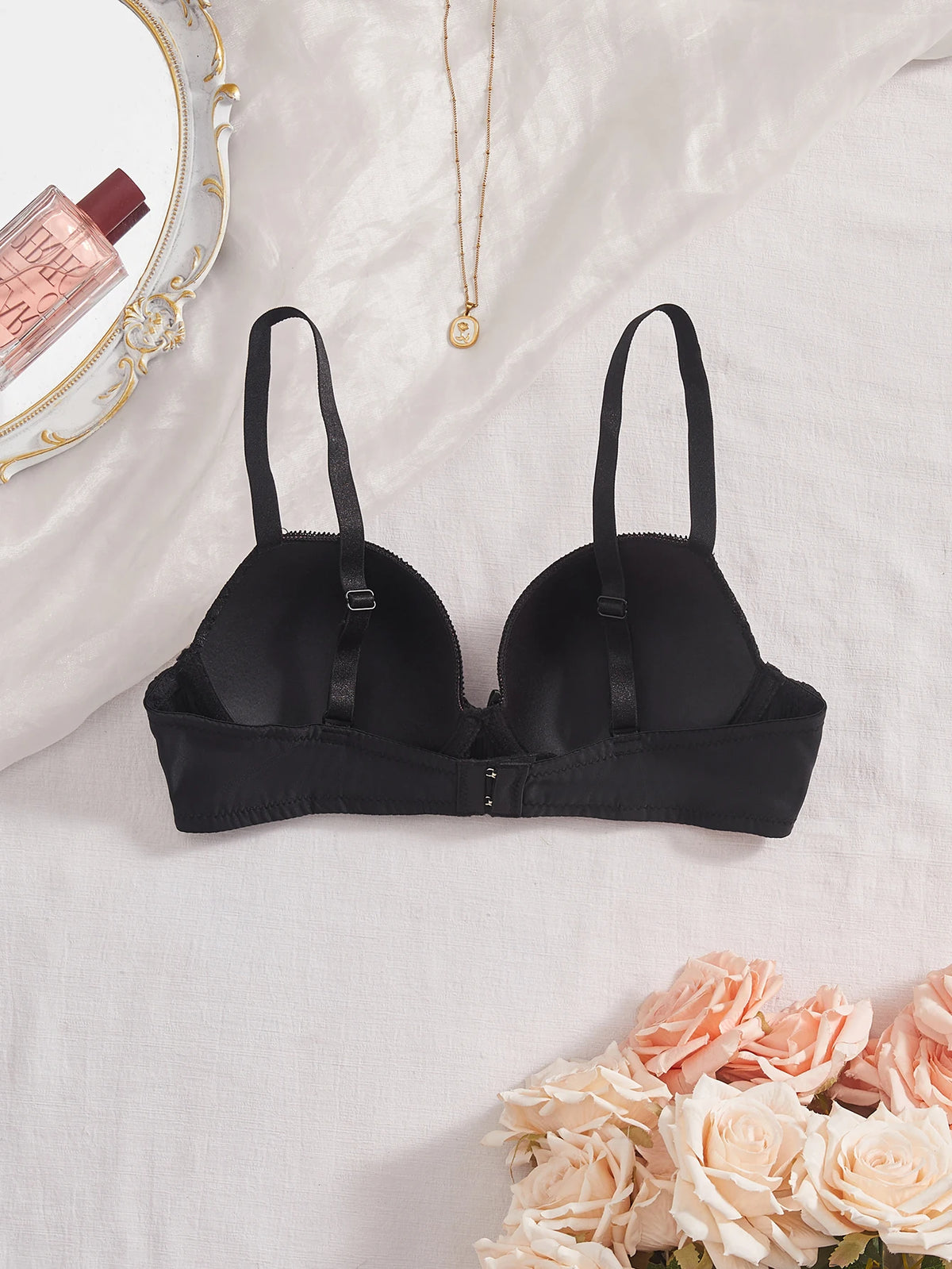 Elegant Women Lace Bra Contrast Color Underwire Push Up Brassiere Sexy Everyday Comfort Ladies Lingerie