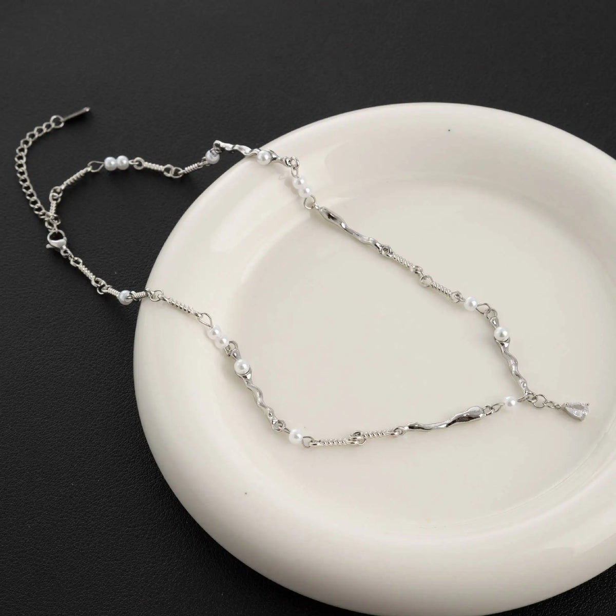 ZAKOL Fashion Iron Unisex Choker Necklace Women Hip-hop Gothic Punk Barbed Wire Little Thorns Chain Choker Jewelry Gifts
