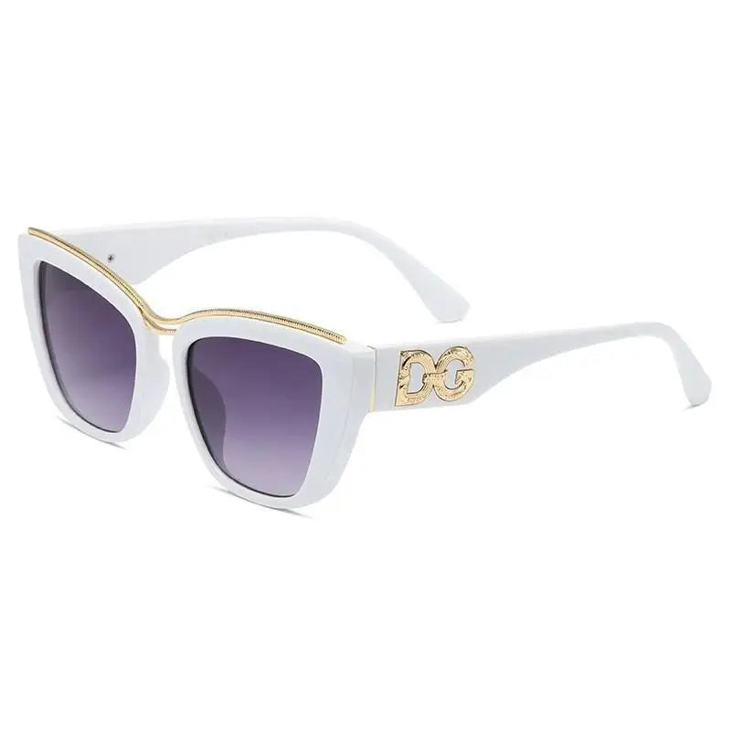 Large Frame Retro Women’s Sunglasses – European & American Style