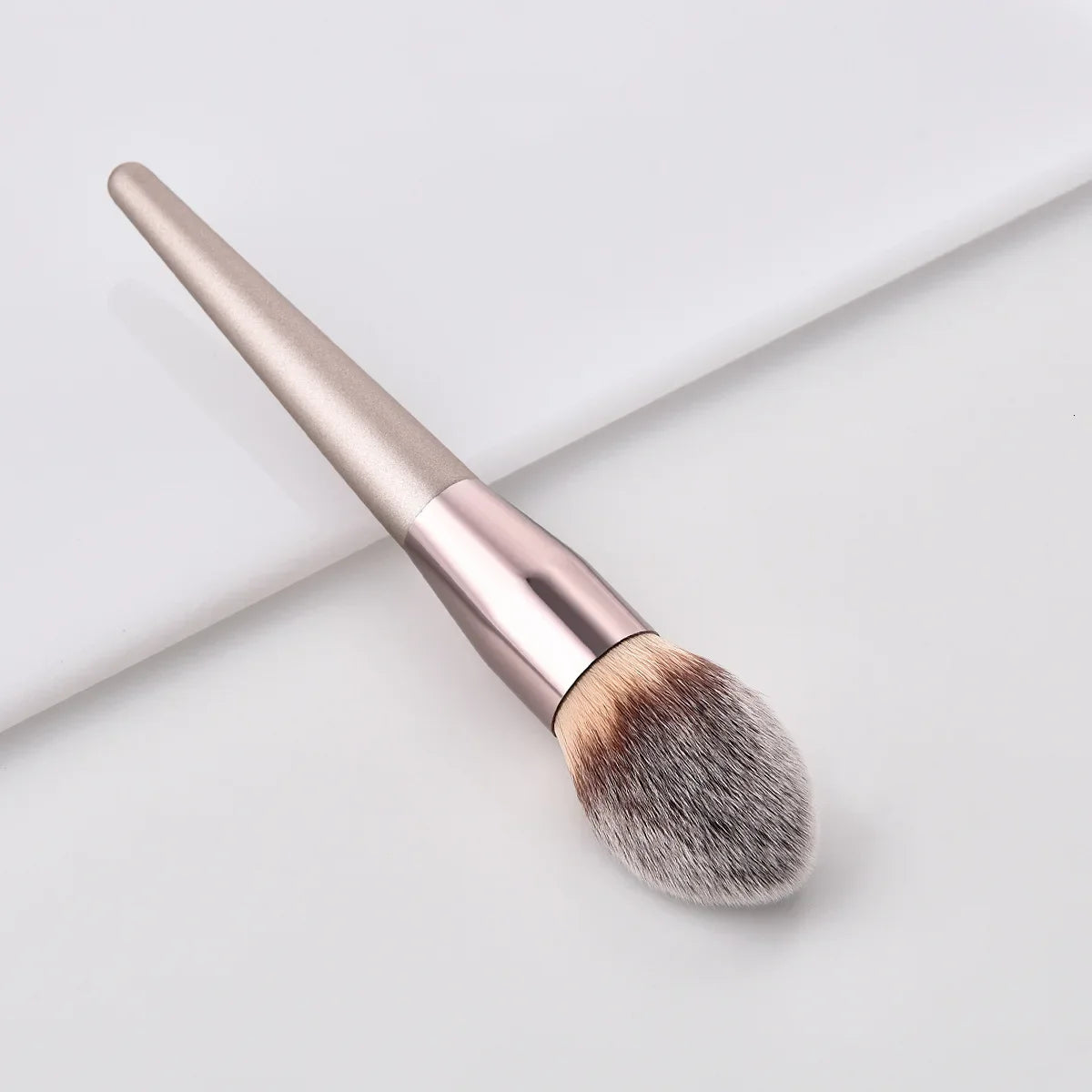 Champagne Makeup Brushes for Foundation Powder Blush Eyeshadow Concealer Lip Eye Make Up Brush Cosmetics Beauty Tools Косметика