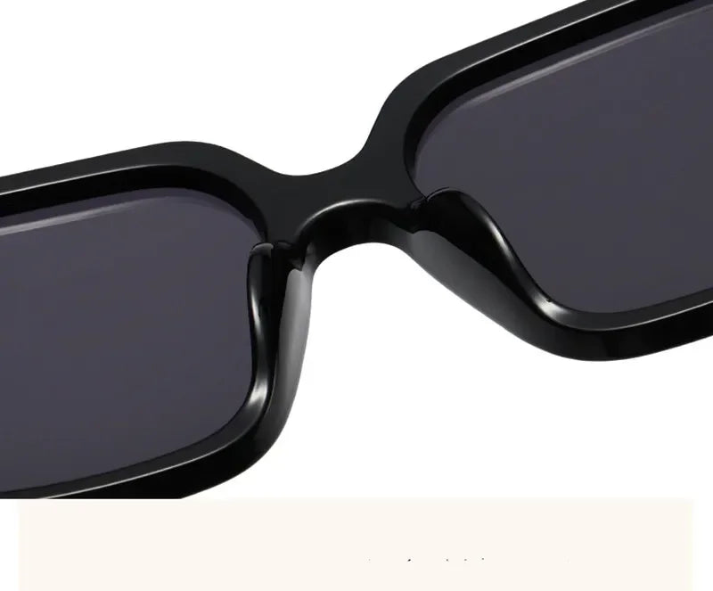 Luxury Women’s Retro Sunglasses – Large Frame UV400 Driving Shades
