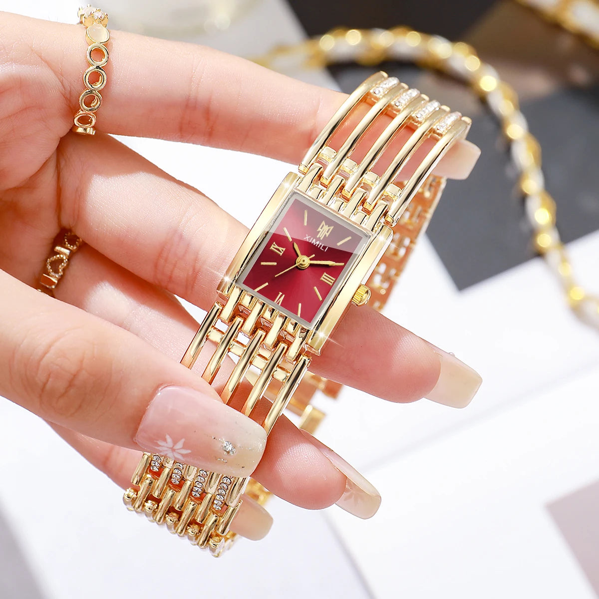 Luxury Gold Bracelet Strap Women Quartz Watch Rectangle Roman Dial Ladies Dress Wristwatches Clock Relogio Feminino（Without Box）