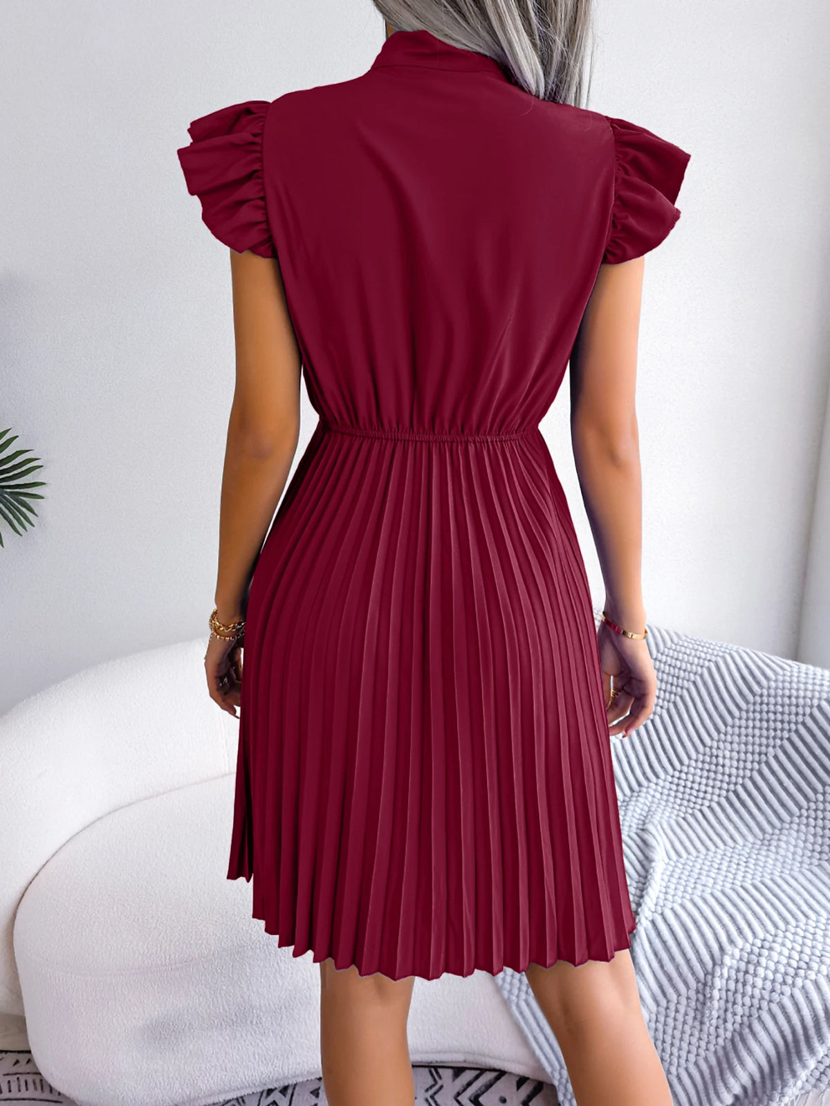 Elegant Bow Tie Pleated Dress 2026 Women Summer Solid Color Ruffles Short Sleeve Mini Dress Green Red Black Blue Woman Clothing