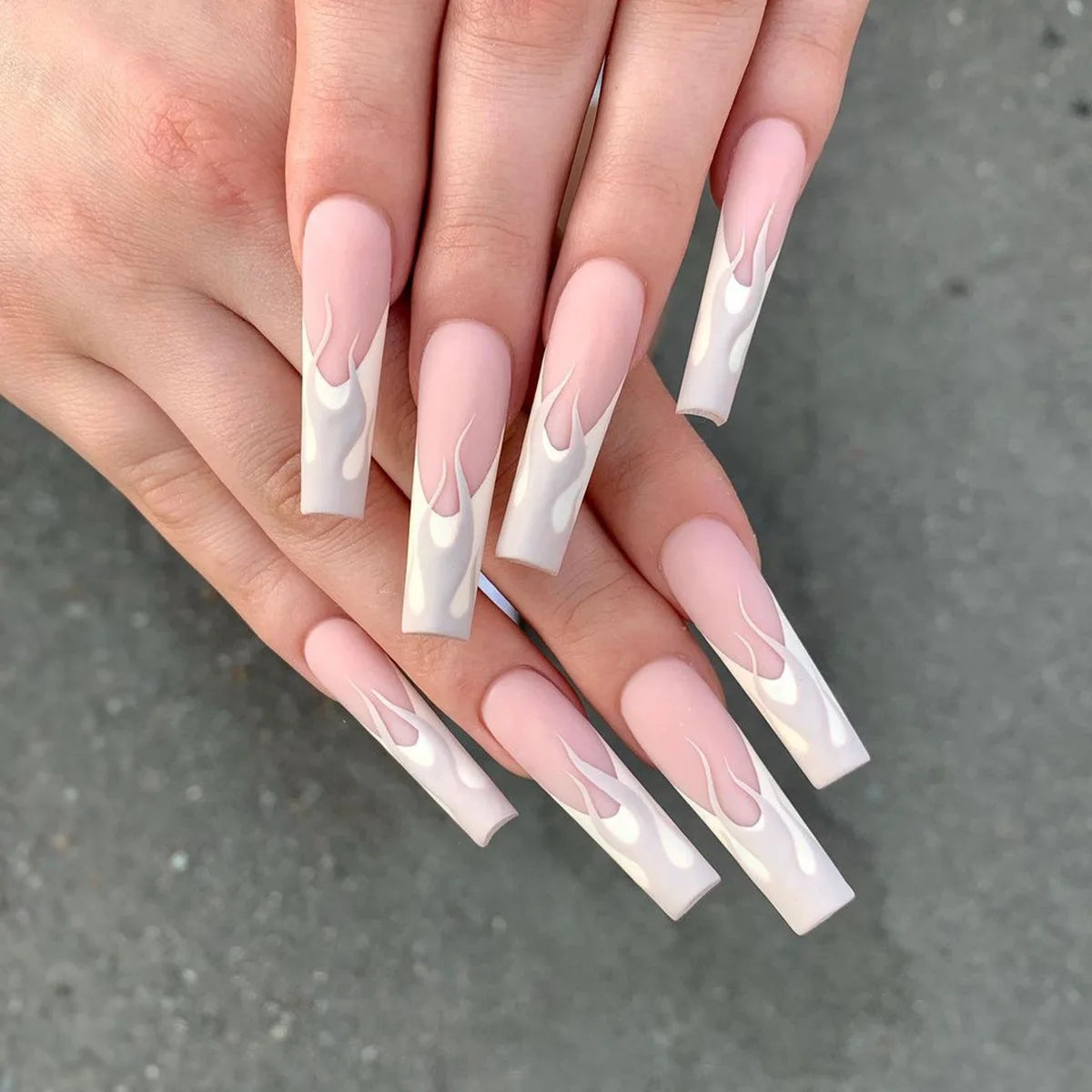 24pcs Long Ballet False Nails Gradient Blue Reusable Press on Nails Sets Simple Square Head Coffin Fake Nail Tips Stick on Nail