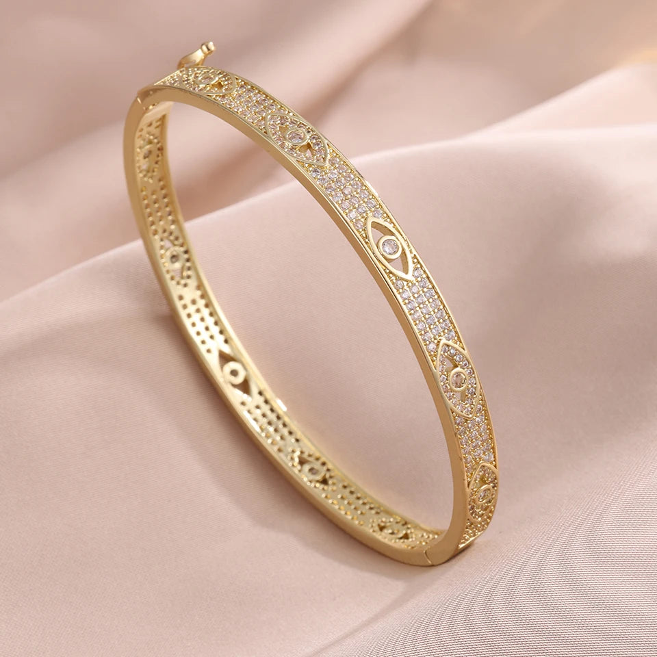 ZAKOL New Arrived Micro Paved Zirconia Eye Design Bangle Bracelet for Women Sparkling Zircon Luxury Wedding Party Jewelry Gifts