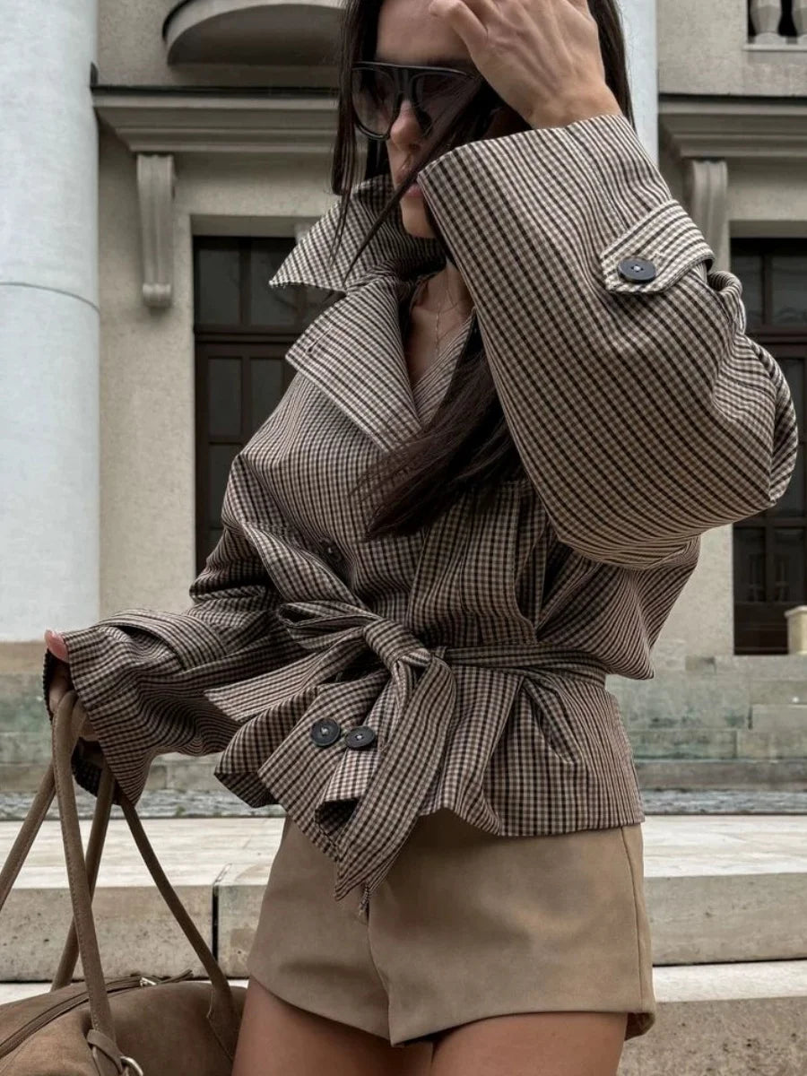Vintage Plaid Cropped Trench Jacket Women Casual Lapel Lace-up Double Breasted Belted Loose Coats Lady Autumn WInter Streetwear