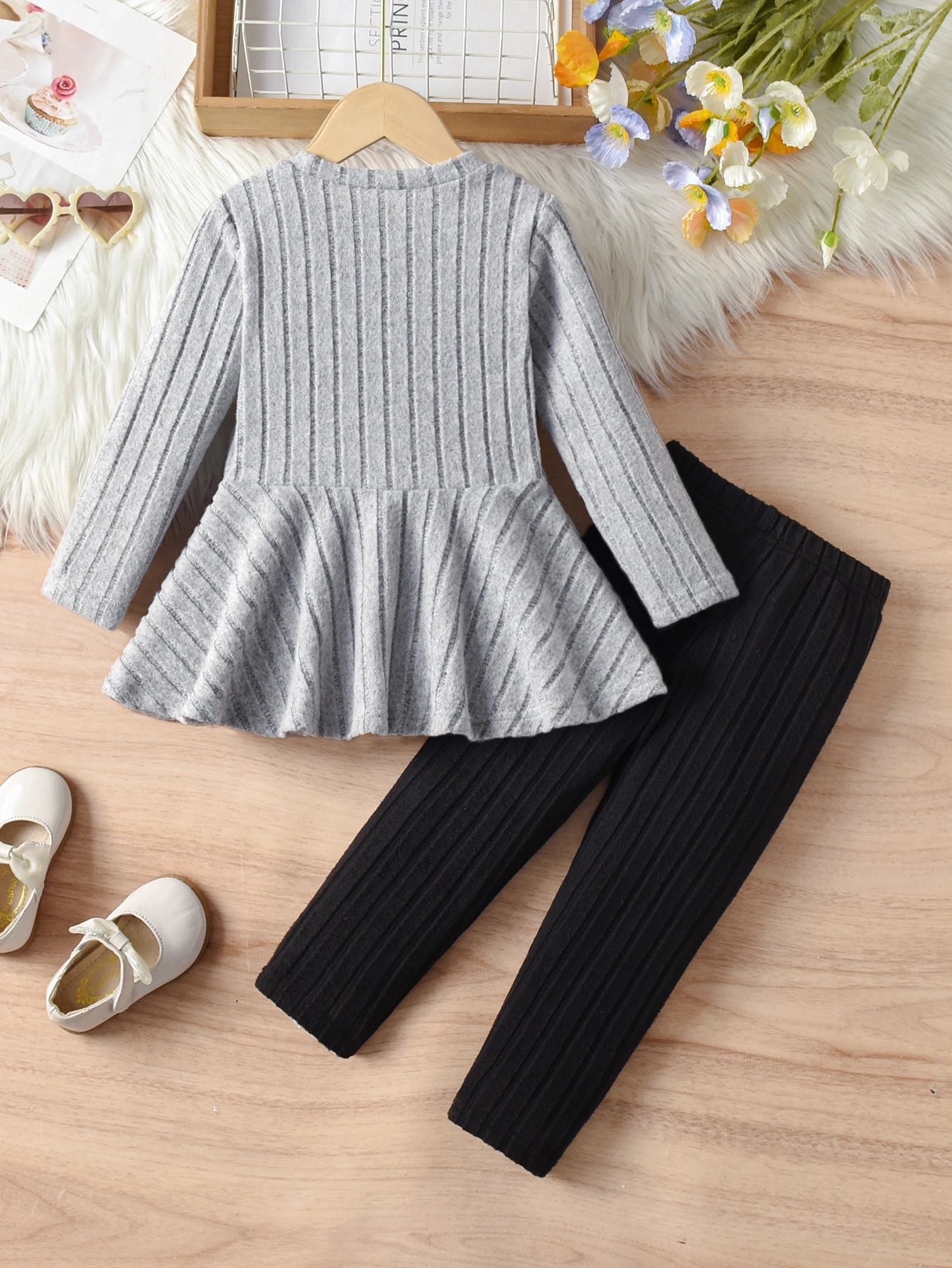 Girls' Long-Sleeved Suit, Children'S Round-Neck Bow Top And Long Pants Are Suitable For Spring And Autumn Outdoor Activities