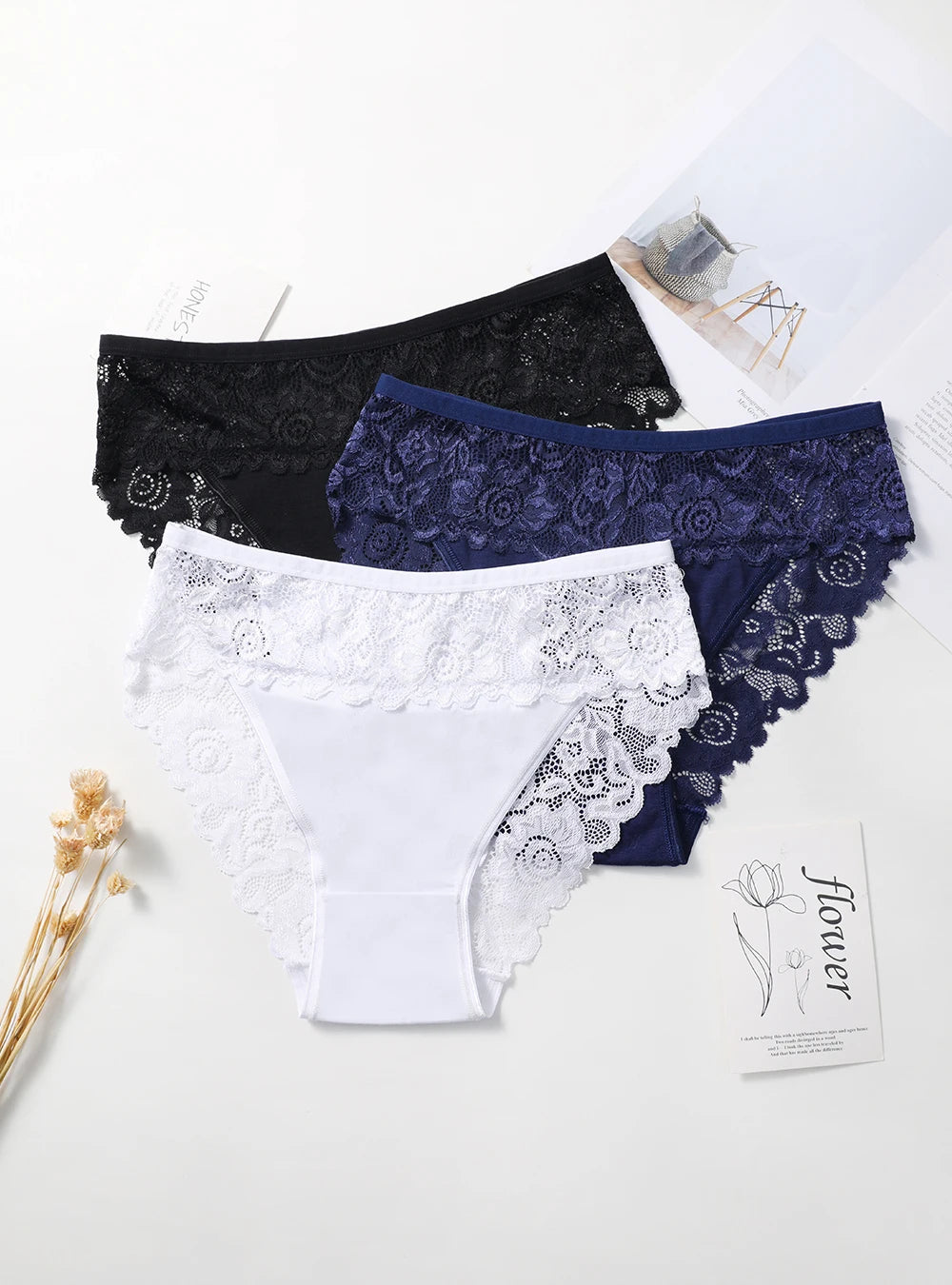 3PCS Women's Panties Sexy Hollow Out Flower Lace Cotton Splicing Briefs Comfort Lingerie Breathable Underpants Daily Wear