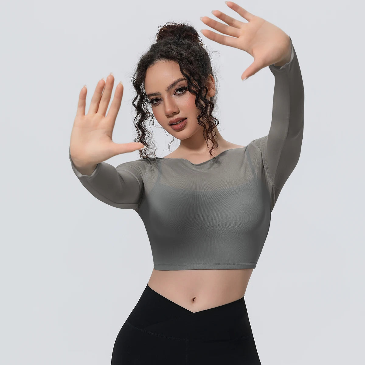Woman Sports Yoga Long Sleeves Workout Top Solid Color False Two-piece Mesh Running Shirts with Chest Pad Summer Long Sleeves