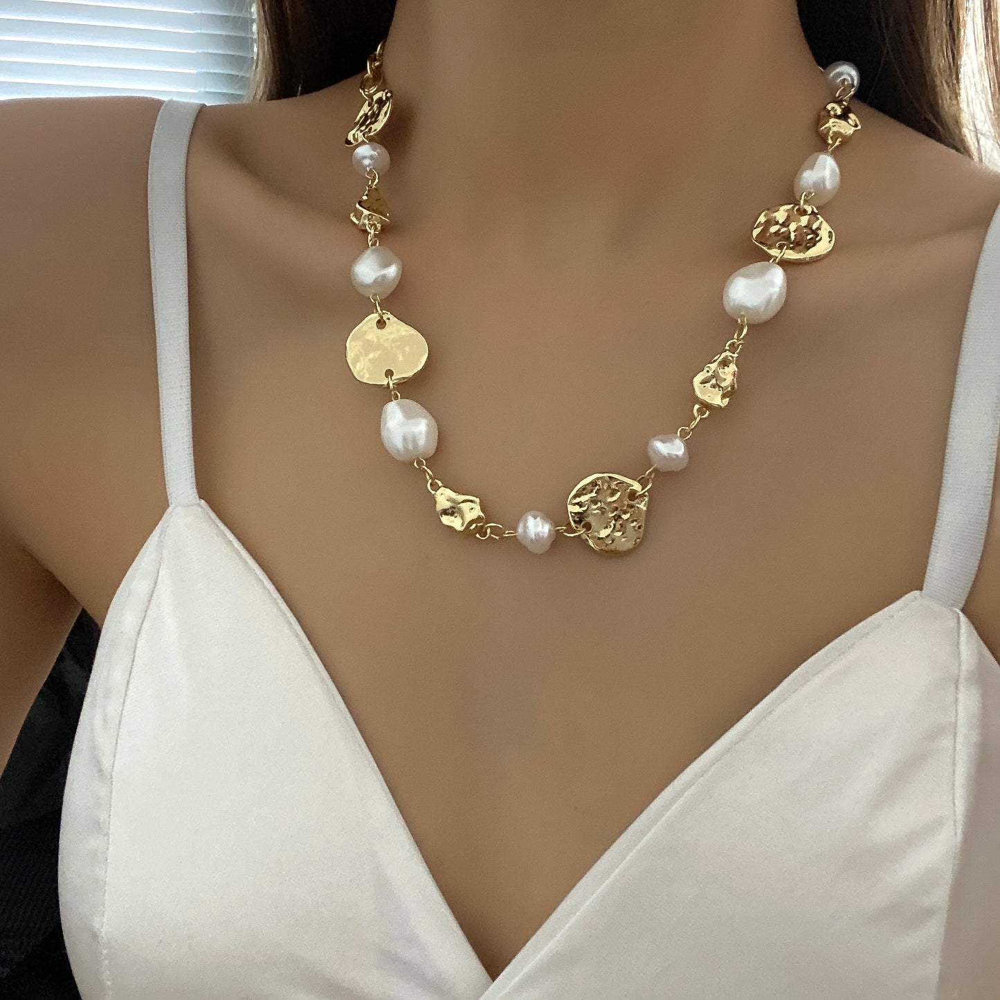 Flashbuy Trendy Gold Color Necklace Creative Irregular Metal Pearls Chain Choker Necklace Clavicle Chain Collier Jewelry