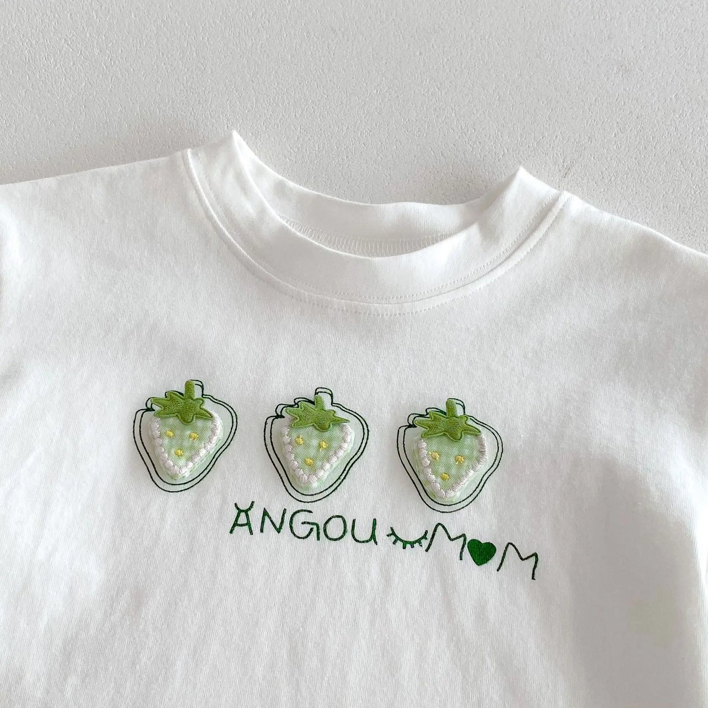 Summer Newborn Infant Baby Boy Girls' Cute Cartoon Strawberries Printing T-Shirt Muslin Perfect For Kids' Fashion Baby Clothing