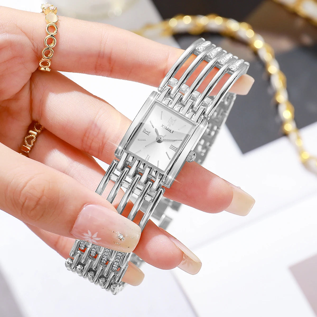 Luxury Gold Bracelet Strap Women Quartz Watch Rectangle Roman Dial Ladies Dress Wristwatches Clock Relogio Feminino（Without Box）