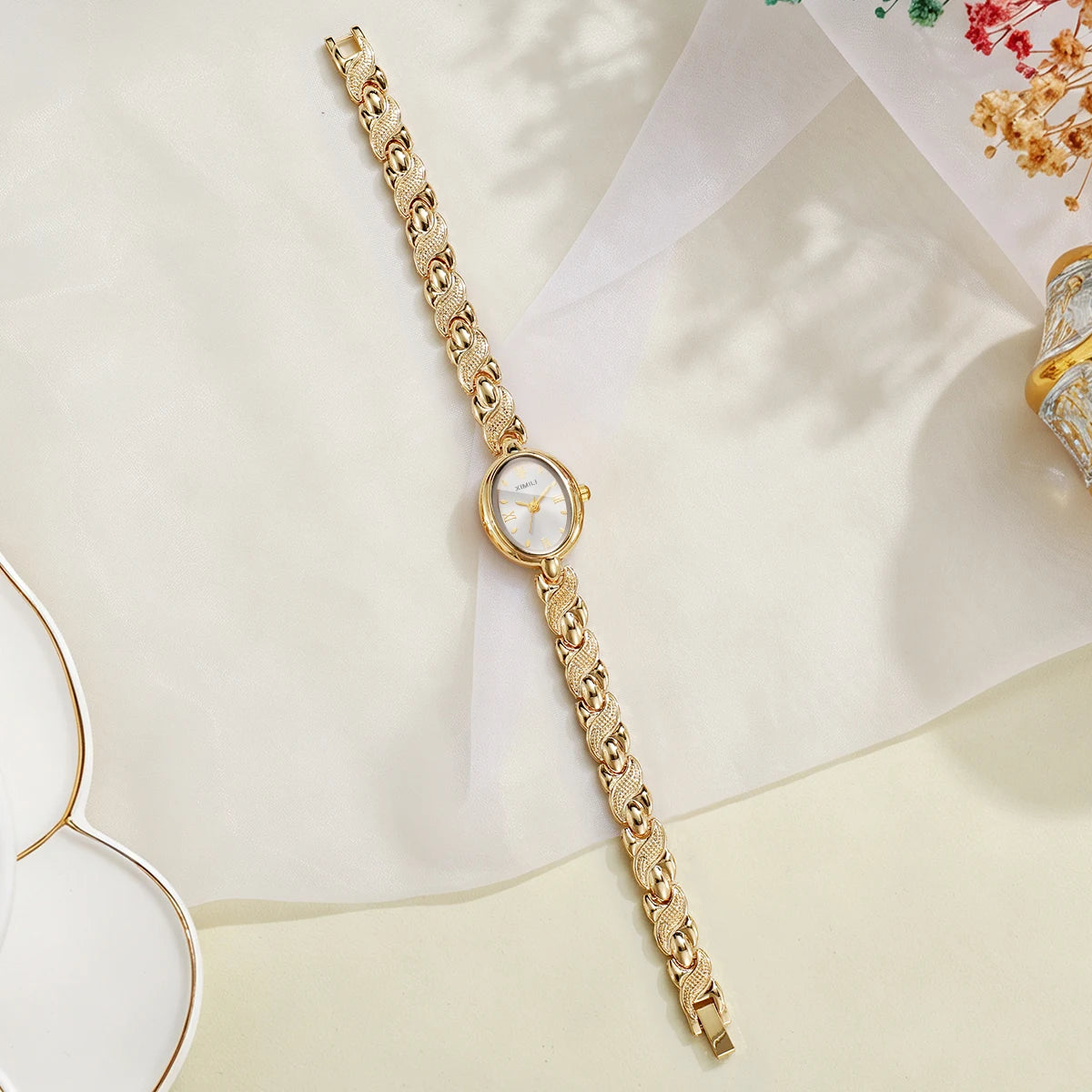 Luxury Gold Oval Women Quartz Watch Roma Dial Metal Bracelet Elegant Ladies Dress Wristwatch Clock Relogio Feminino（Without Box）