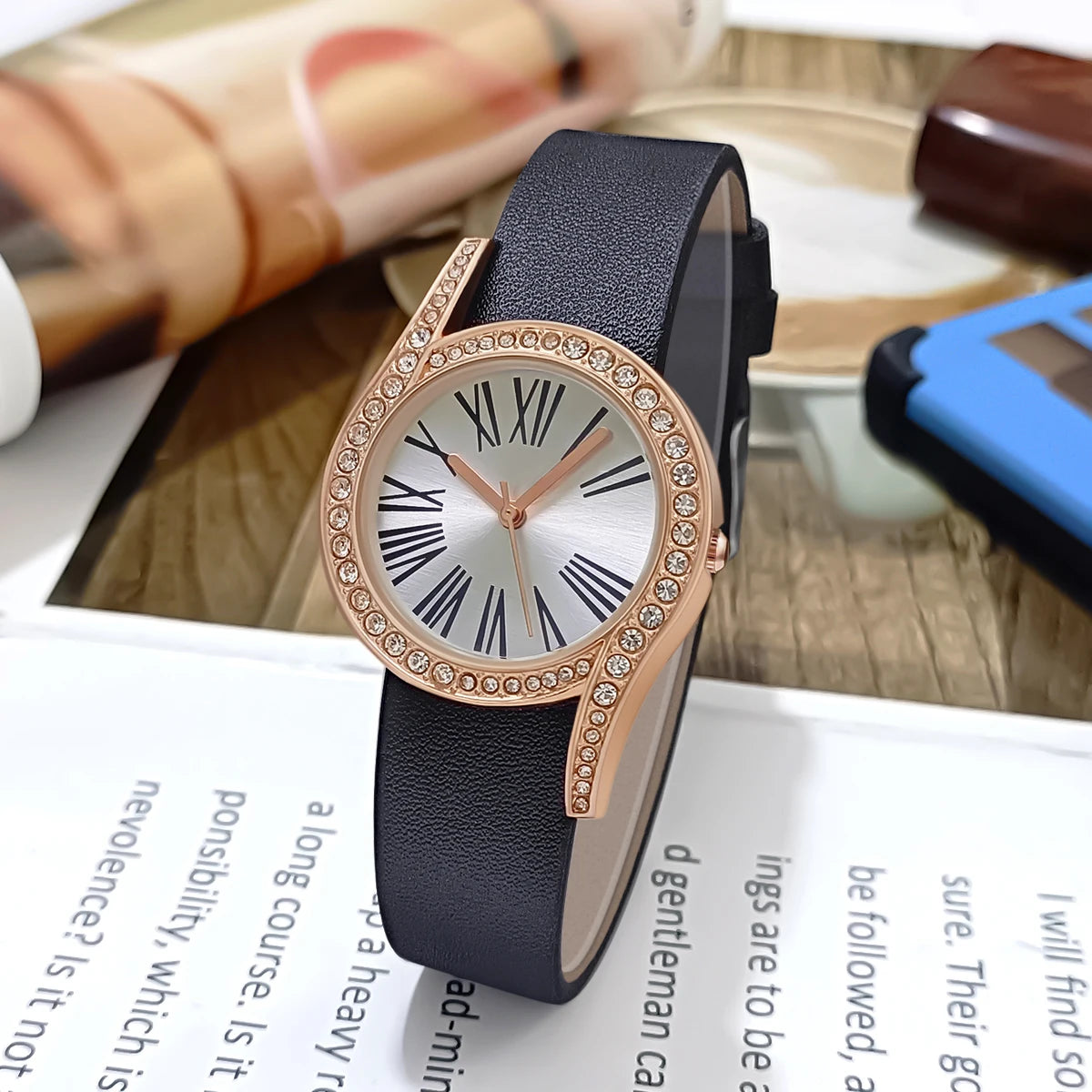 Luxury Quartz Women’s Watch – Leather Strap