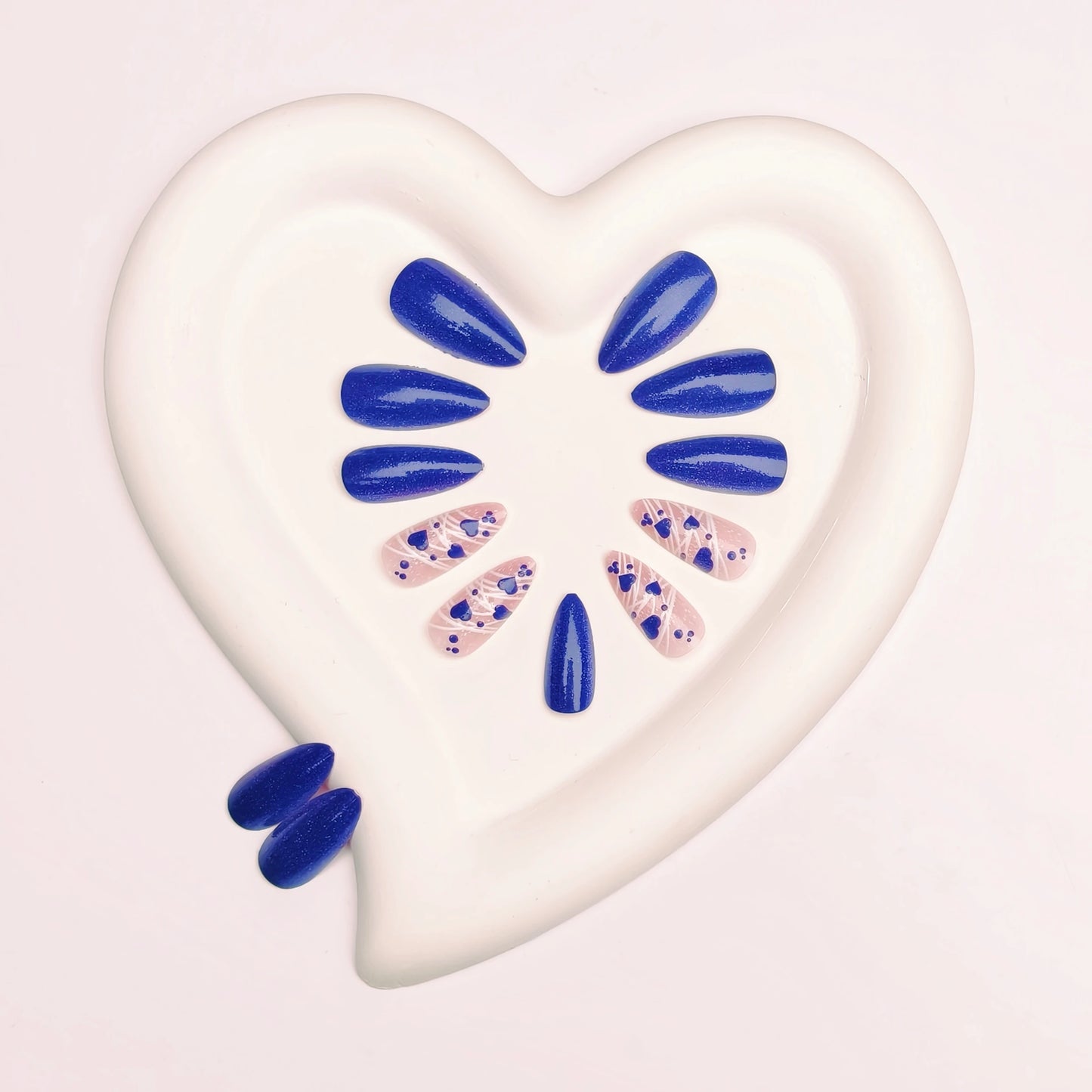 Blue Solid Color Love Cat Eye Polka Dot Manicure Wearable Nails 24 Pieces