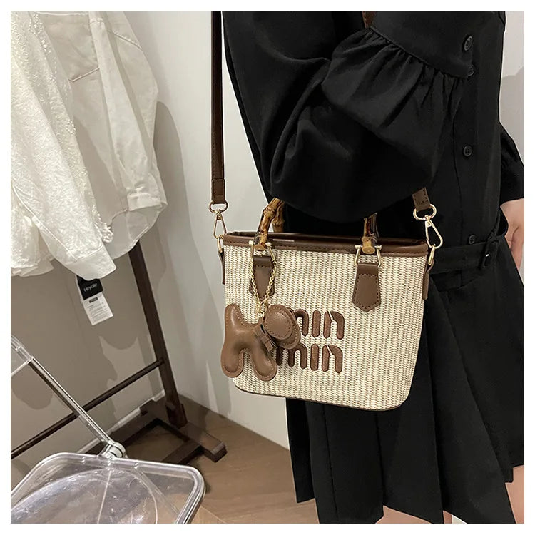 2025 New Spring Fashion Contrasting Straw Bamboo Joints Basket Bag Bucket Bag Hand-held Shoulder Diagonal Bag