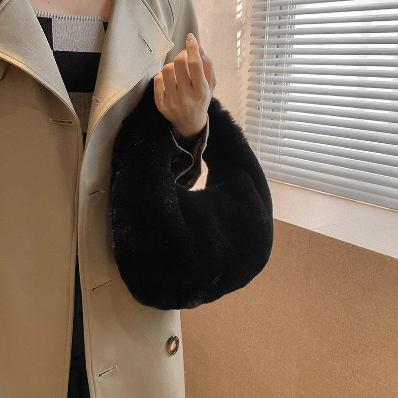 Solid Color Plush Dumpling Bag Simple Style Niche Design Faux Fur Handbag Tote Small Women's Underarm Hobo Bag