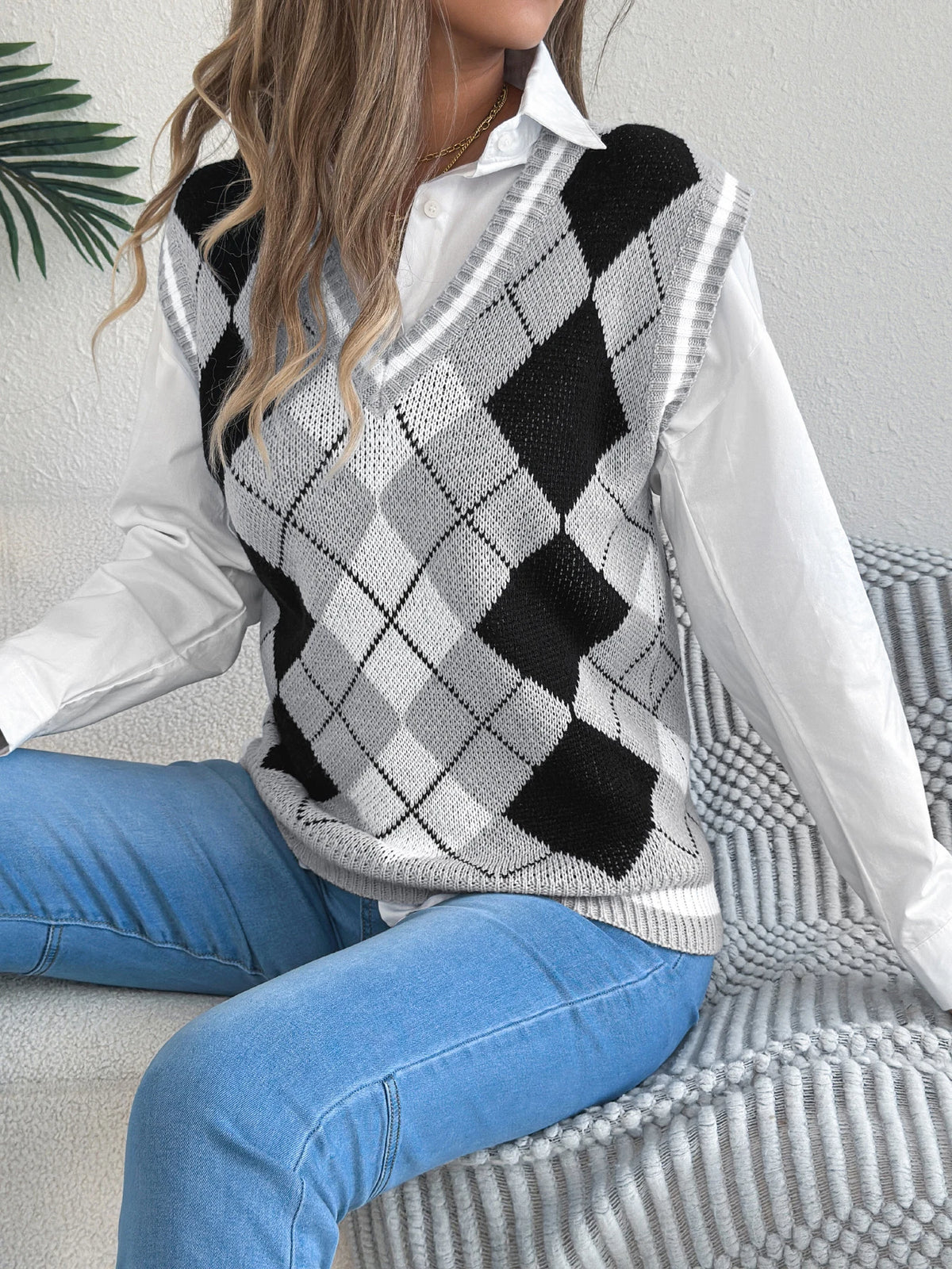 Autumn Winter Casual Knit Sweater Vest for Women 2026 Fashion V Neck Color Block Plaid Sleeveless Knitted Pullover Tops