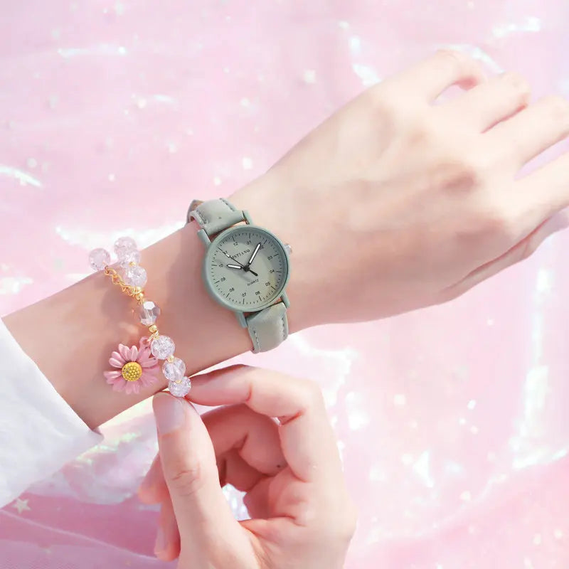 YIKAZE Women's Watch PU Leather Strap Women Quartz Watches Waterproof Round Dial Retro Bracelet Watch Ladies Girls Wristwatch