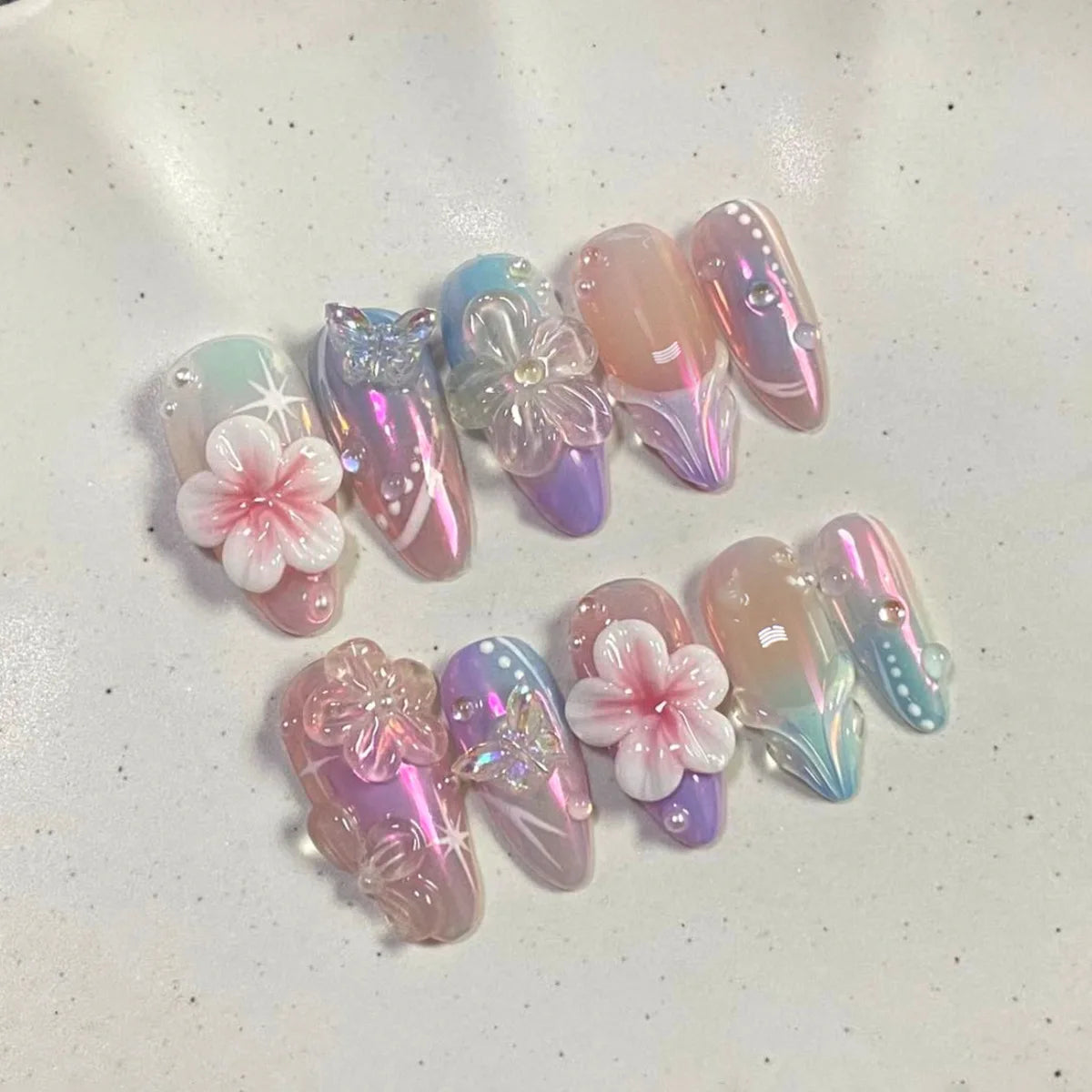 24Pcs French Flowers Pattern Almond Simple False Nails Set with Gloden Stripes Designs Detachable Finished Nails with Jelly Glue