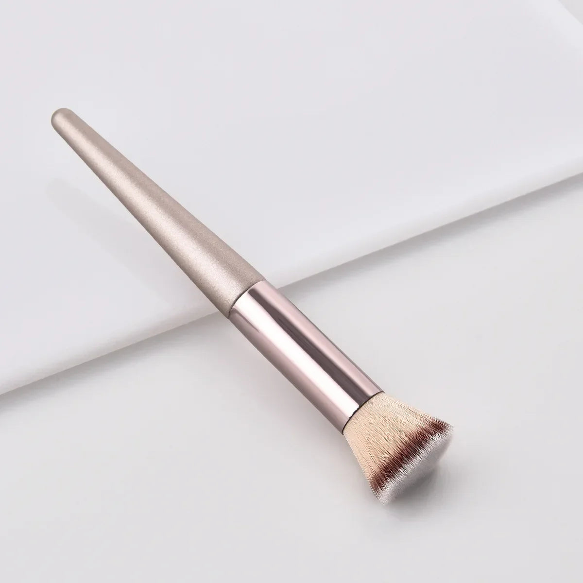 Champagne Makeup Brushes for Foundation Powder Blush Eyeshadow Concealer Lip Eye Make Up Brush Cosmetics Beauty Tools Косметика