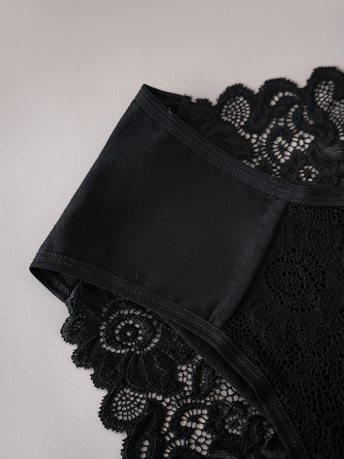 3PCS Black Lace Floral Trimmed Panties for Women Daily Casual Underwear Solid Color Mid-Rise Breathable Sexy Briefs Lingerie Hot