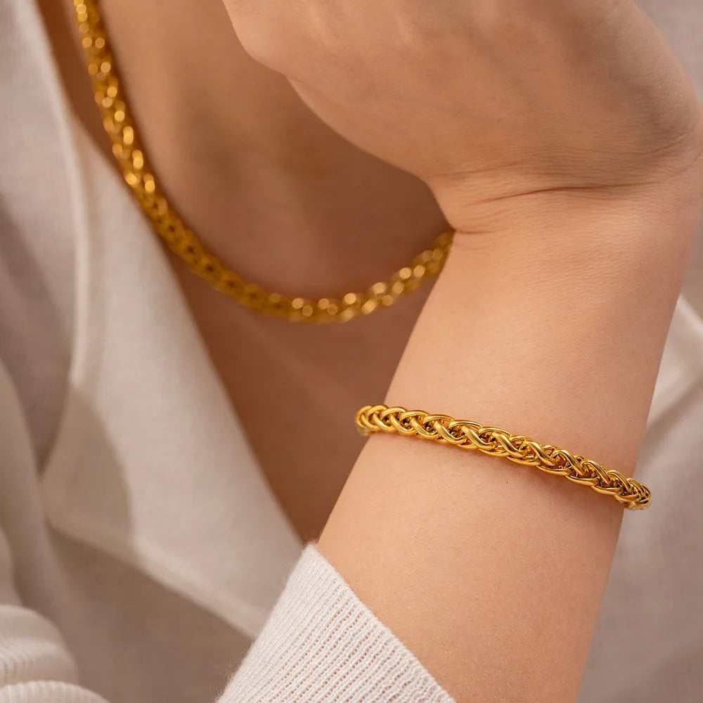 💫 18K Gold Plated Geometric Circle Jewelry Set – Necklace & Bracelet | طقم مجوهرات دائري هندسي مطلي ذهب عيار 18 – عقد وسوار نسائي