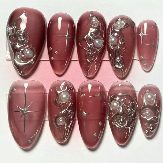 24 قطعة أظافر صناعية بشكل لوزي مع لاصق وديكور فضي – 24Pcs Almond Shape Fake Nails with Glue & Silver Bow Design