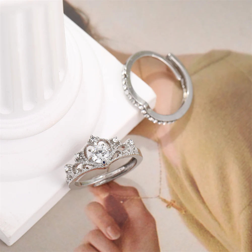 ✨ 2PCS Sparkling Crown Rings – Adjustable Crystal Queen Set for Women & Teens 🔷 طقم خاتمين بتصميم تاج لامع – قابل للتعديل بكريستال أنيق للنساء والمراهقات