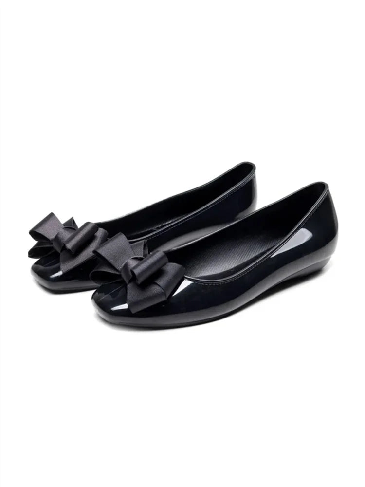 ✨ Women's Bow Tie Comfort Loafers – Anti-Skid Round Toe Slip-On Flats 🔷 أحذية نسائية مريحة بدون كعب – تصميم سهل اللبس مع فيونكة، نعل مطاطي مانع للانزلاق