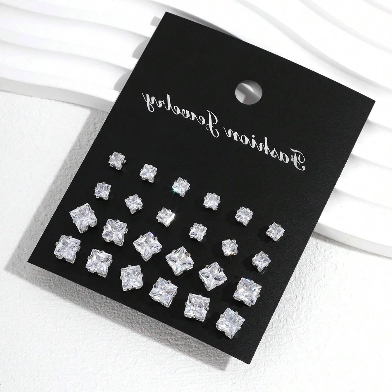 ✨ 12 Pairs Zirconia Stud Earrings – Luxurious, Simple & Shiny Gift Set 🔷 طقم 12 زوج من أقراط الزركونيا اللامعة – تصميم أنيق وبسيط هدية مثالية للأزواج والمناسبات
