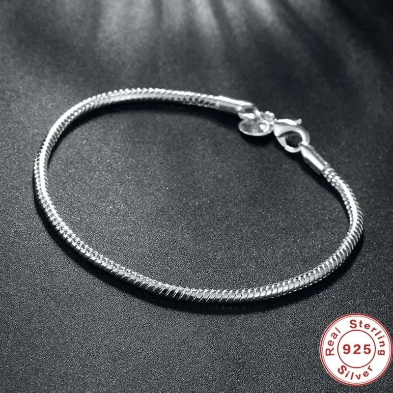 ✨ Luxury Handmade 925 Sterling Silver Snake Bone Bracelet – Elegant Charm for Women 🔷 سوار فاخر مصنوع يدويًا من فضة 925 – تصميم أنيق ناعم على شكل عظم الأفعى للنساء