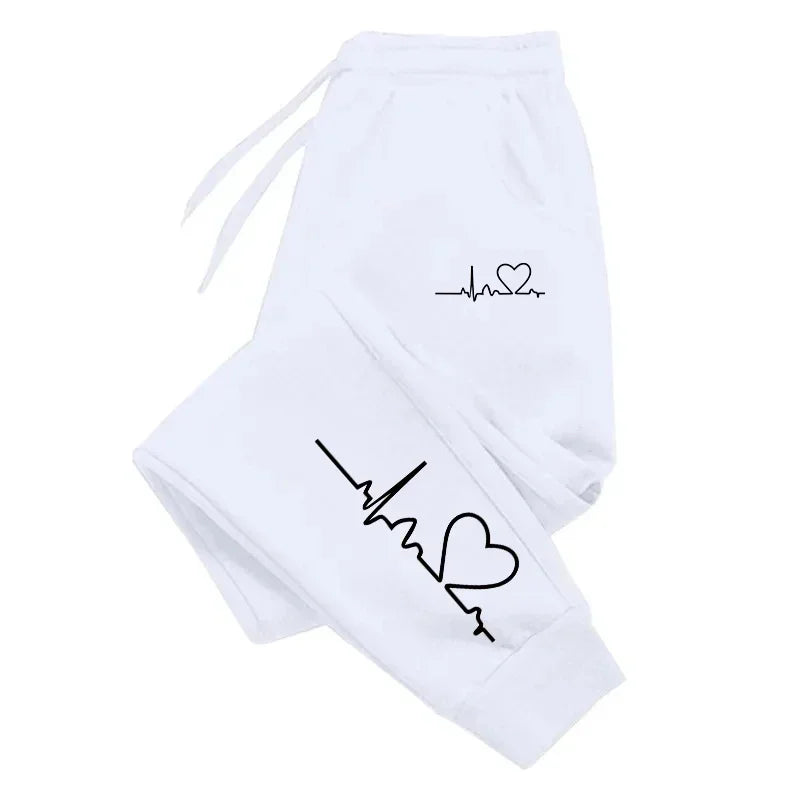 Women’s Heart Print Jogging Sweatpants – High-Quality Casual Fitness Tracksuit Trousers | بنطال رياضي نسائي بطبعة قلب – بجودة عالية للمشي والرياضة والإطلالات اليومية